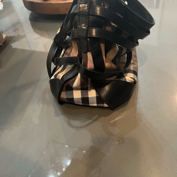 Burberry black shoulder bag - Picture 9 of 10